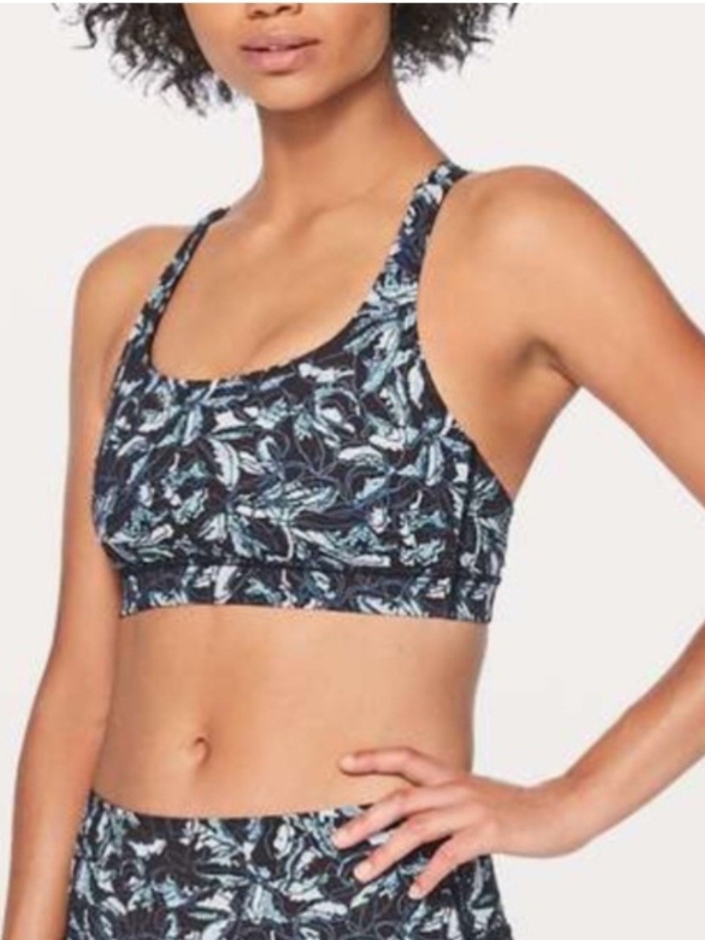 lululemon athletica Free To Be Zen Bra - Picture 1 of 5